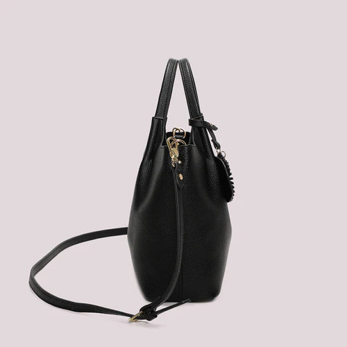 BORSA  A MANO NERA CON CHARM FIORE MIMI' MUA'