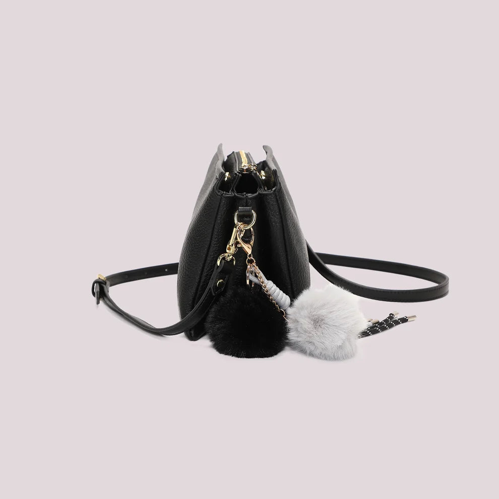 BORSA A TRACOLLA  MIMI' MUA' COLORE NERO  CON DETTAGLIO APPESO