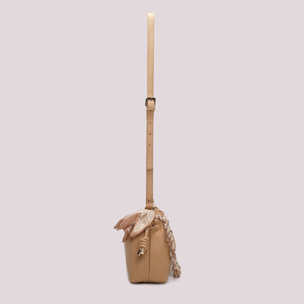 BORSA A TRACOLLA CON FOULARD COLORE TAUPE